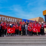 BAKAN-BAKTAN-MILLI-KARATECILERE-TEBRIK_1330680_395354.jpg