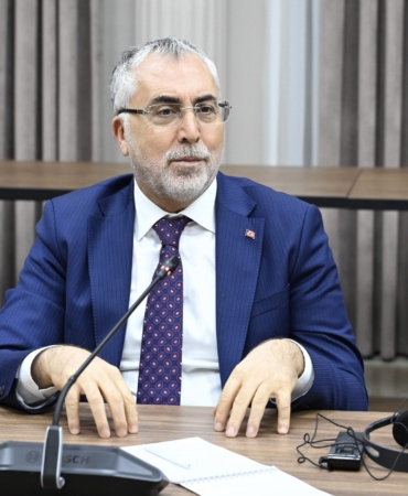 BAKAN-ISIKHAN-AZERBAYCAN-BASBAKANI-ASAD_1049198_311348-scaled.jpg