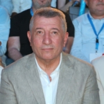 GUZELBAHCE-BELEDIYE-BASKANI-GOZALTINA-AL_1331587_395632-scaled.jpg