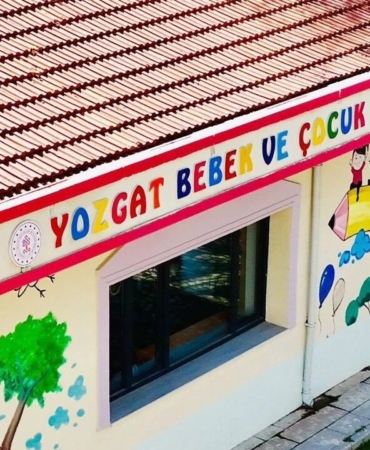 HKDLm4dXYAAKHBq.jpg